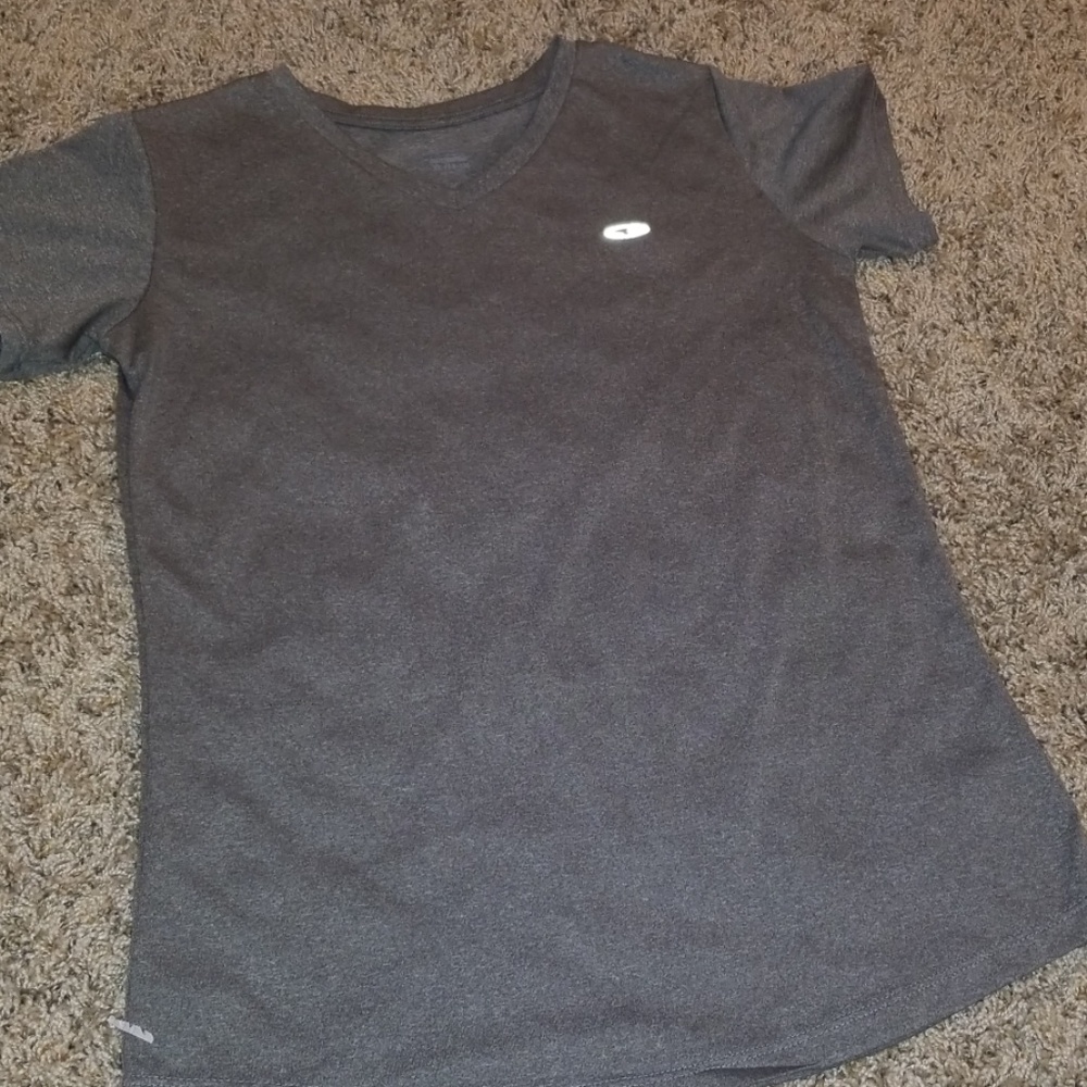 Gray champion shirt
